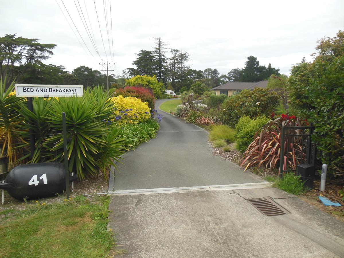 Silverdale Retreat Bed & Breakfast Orewa Exterior foto